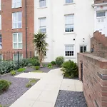 North Bay Penthouse * Scarborough