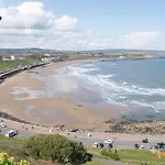 North Bay Penthouse Scarborough