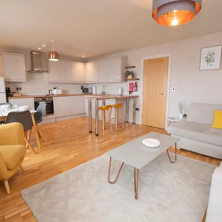 North Bay Penthouse 公寓 *