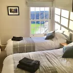 North Bay Penthouse * 斯卡伯勒