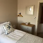 North Bay Penthouse 斯卡伯勒