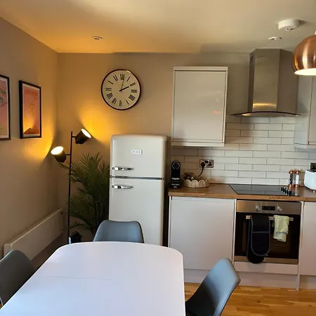 North Bay Penthouse 公寓